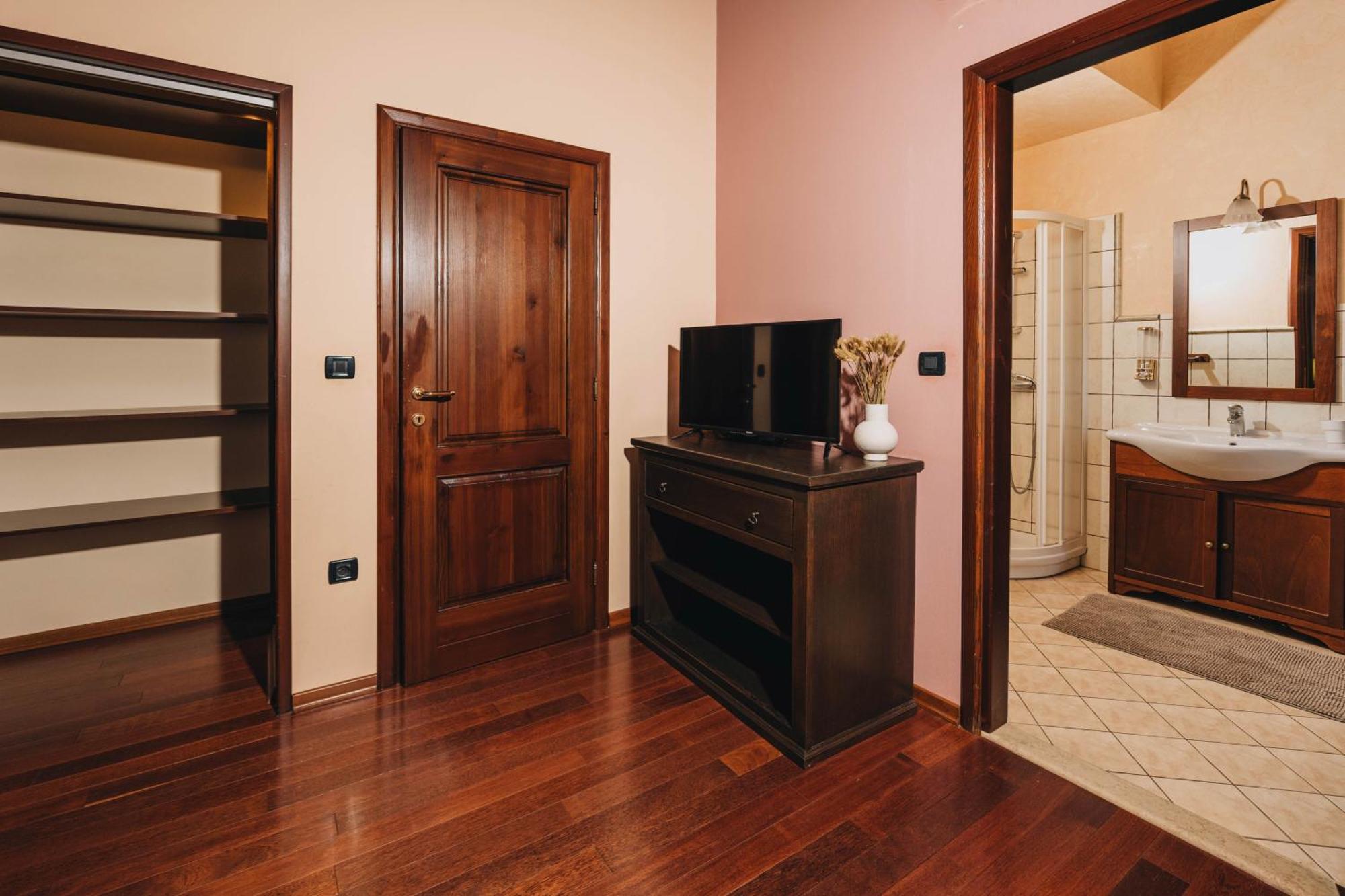 New!!! La Magrina - Bed&Breakfast Vrsar Bagian luar foto