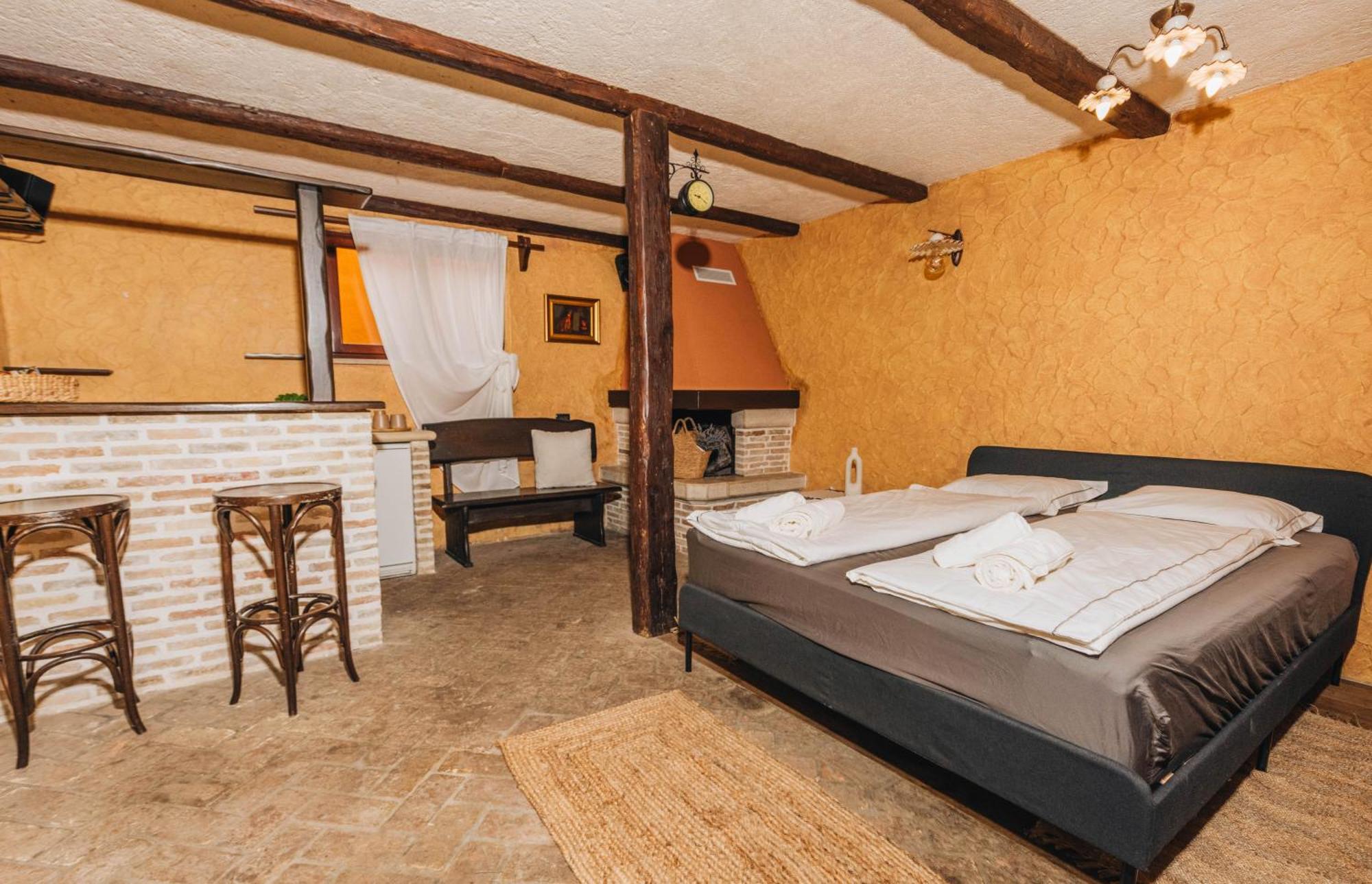 New!!! La Magrina - Bed&Breakfast Vrsar Bagian luar foto